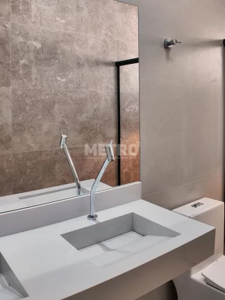 Imagem Casa com 4 suítes, Piscina à venda, no condomínio Eco Spa.