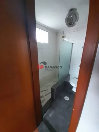 Imagem Sobrado para locação com 3 andares