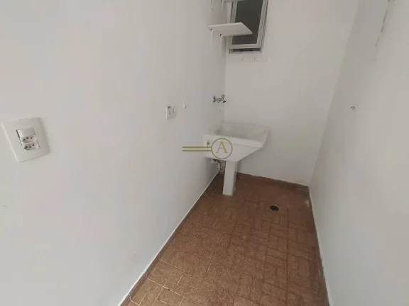 Imagem Apartamento 2 dorms, bem localizado à 300m da Praia á venda em Peruíbe