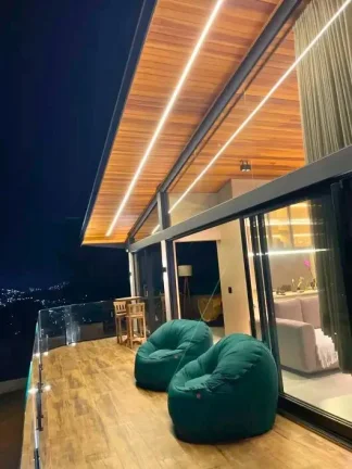 Imagem Casa Contemporânea Nova e Mobiliada