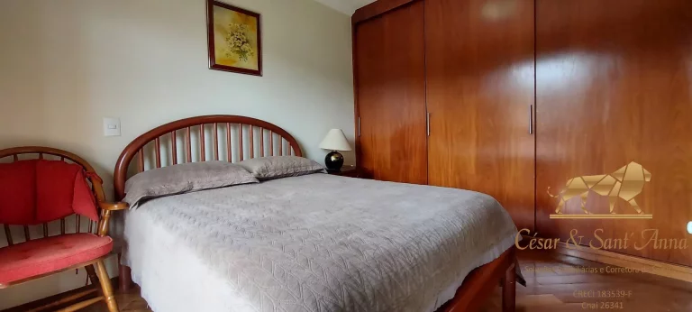 Imagem Lindo Apartamento Duplex e com ótima localização em Campos do Jordão-SP