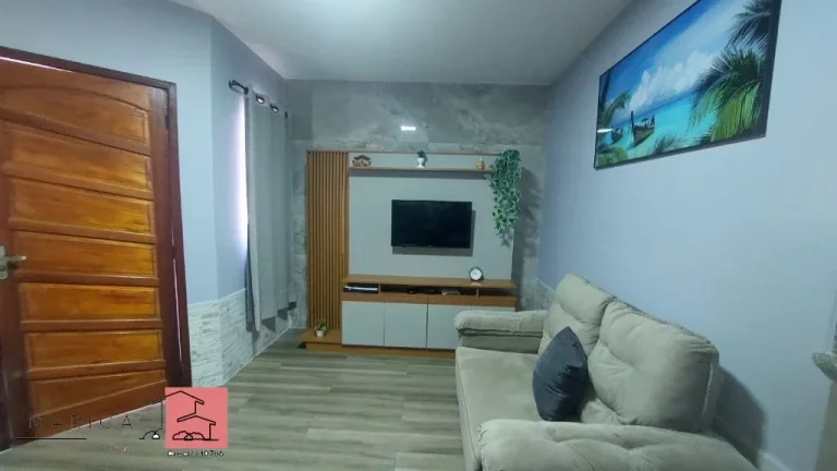 Imagem Casa à Venda - Próx. à Praia, Totalmente Reformada!