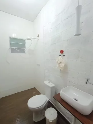 Imagem Chácara para Venda em Engenheiro Coelho, Área Rural de Engenheiro Coelho, 2 dormitórios, 1 banheiro, 1 vaga