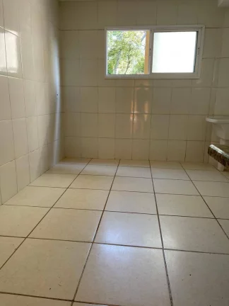 Imagem Apto de 2 quartos sendo uma com suíte. NOVA FRIBURGO. BAIRRO: VARGINHA