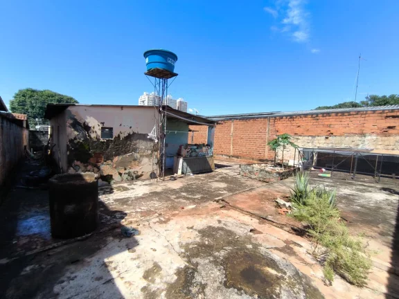 Imagem Casa De 2/4 Com Barracao No Jardim Bela Vista Goiania