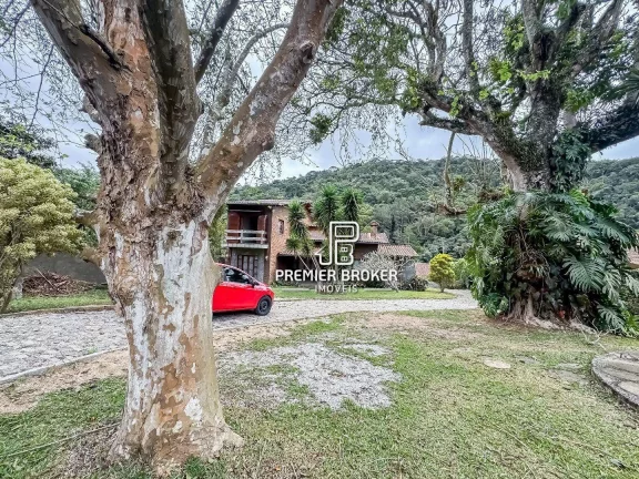Imagem Casa à venda, 387 m² por R$ 1.350.000,00 - Albuquerque - Teresópolis/RJ
