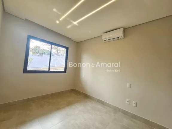Imagem Imóvel de alto padrão à venda no Condomínio Jequitibá, em Valinhos. Esta casa térrea é super ...