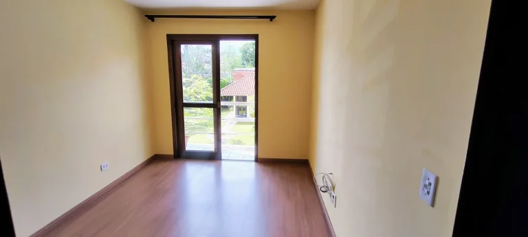 Imagem Sobrado 3 dormitórios em condominio.Bairro Barreirinha.