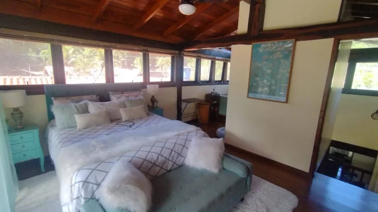 Imagem CASA COM 4 DORMITÓRIOS SUÍTES - PRAIA CAMBURI - SÃO SEBASTIÃO
