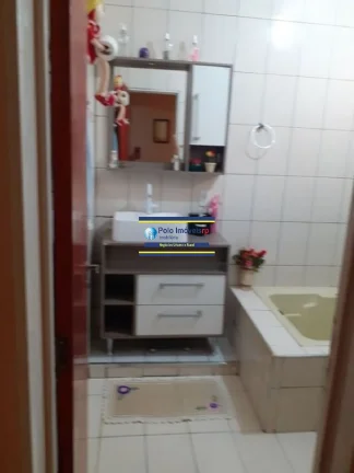Imagem CASA BAIRRO JOSÉ SAMPAIO, 3 QUARTOS /1 SUÍTE, R$ 370 MIL, 2 BANHEIROS, RIBEIRÃO PRETO - SP