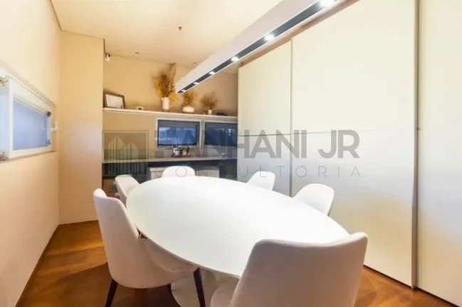 Imagem Casa magnifica à venda no Jardim Europa, São Paulo-SP: 5 quartos, 5 suítes, 6 salas, 10 banheiros, 12 vagas, 1.460m²!