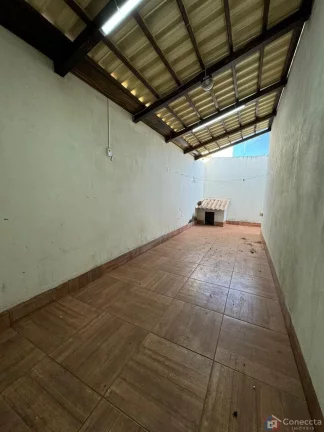 Imagem Casa à Venda no Bairro Planalto em Patos de Minas – 3 Quartos, Suíte com Hidro e Área Gourmet