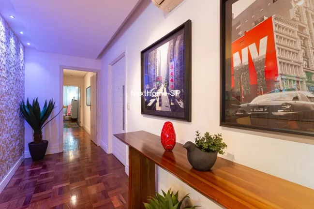 Imagem Apartamento de 198m ao lado do Parque Triano com 3 suítes amplo living, lavabo, cozinha, área de serviço e 1 vaga