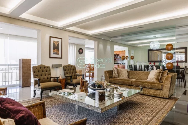 Imagem Excelente apartamento com 400m² no Morumbi, living super espaçoso integrado ao home theater e à s...