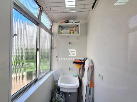 Imagem PITANGUEIRAS- CALÇADÃO , TOTALMENTE REFORMADO E DECORADO, GARAGEM.