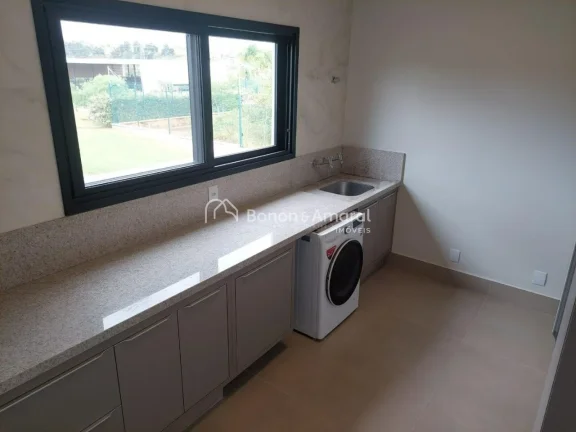 Imagem Linda casa térrea à venda, casa toda planejada e bem espaçosa com 402 m² de área construída. A...
