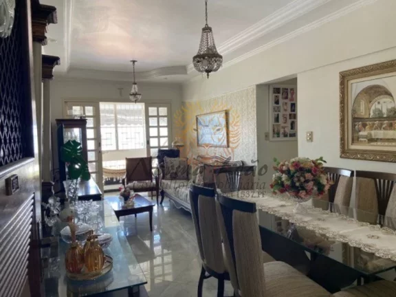 Imperdível! Apartamento à venda no Centro de Aracaju. Condomínio Edifício DEL REY. 3 quartos, 1 suíte, 1 sala, 3 banheiros, 1 vaga de garagem, 122m²!