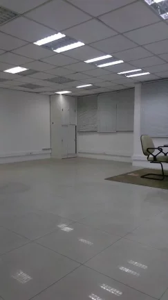 Imagem ÓTIMA SALA COMERCIAL MEDINDO 231M² NO CORAÇÃO DO CENTRO DO RIO - RJ