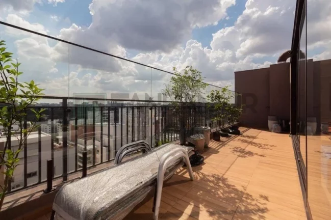 Imagem Apartamento de luxo na Vila Progredior, São Paulo-SP: 2 quartos, 2 suítes, 3 salas e 3 vagas de garagem.