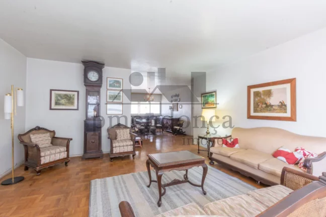 Imagem Apartamento Av Higienópolis com 185m², 3 dormitórios (1 suíte) e 1 vaga com manobrista.