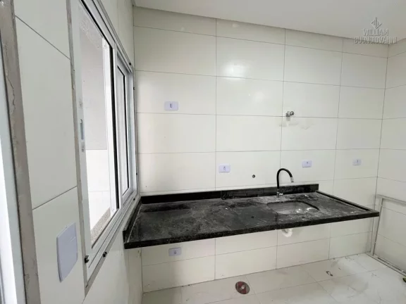 Imagem Casa de condomínio na Vila Tupi, 2 Dormitórios com Suíte! Casa Térrea!