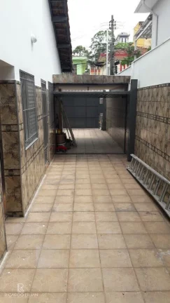 Imagem "Casa de sonhos à venda com 4 quartos e diversos espaços incríveis em Jardim Aeroporto, São Paulo"