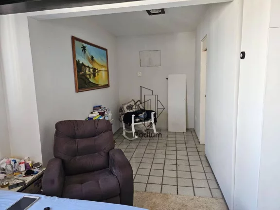 Imagem Cobertura linear com piscina privativa e vista para o mar a 110m da praia do Bessa -CO0181