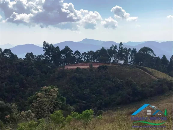 Imagem Deslumbrante Área Rural – Beleza Natural e Infraestrutura Pronta!