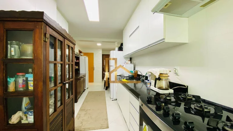 Imagem Apartamento no Alto com 3 dormitórios sendo 2 suítes à venda, 138 m² - Alto - Teresópolis/RJ