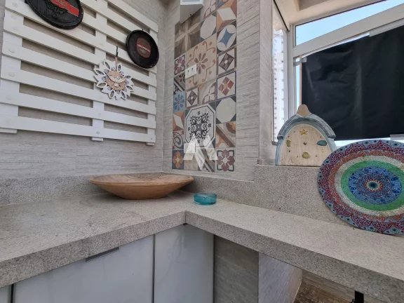 Imagem Cobertura Duplex com Piscina Privativa e Vista Livre para o Mar
