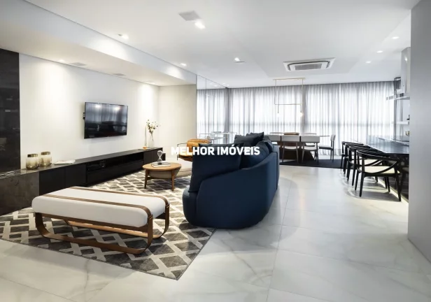 Imagem Apartamento á venda mobiliado decorado com 3 suítes e 3 vagas localizado no Centro de Balneário Camboriú