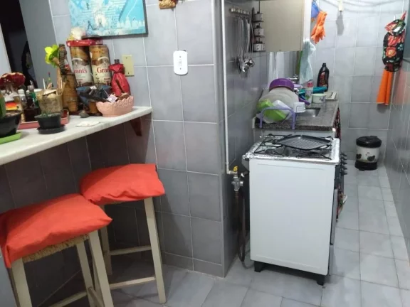 Imagem Oportunidade! Apartamento de 47m², sendo 02 dormitórios, sala, banheiro social com gabinete, cozin...