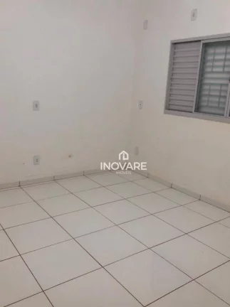 Imagem Casa com 3 dormitórios à venda por R$ 230.000,00 - Alto do Trindade - Itumbiara/GO