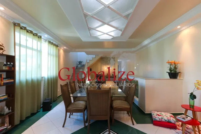 Imagem Casa à venda com 5 Quartos, 4 suítes, 315 m² por R$ 1.790.000,00 no Boqueirão em Santos