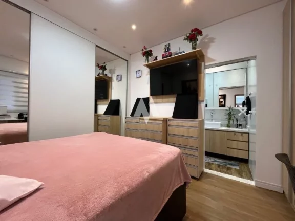 Imagem Casa com 4 quartos, piscina e 2 vagas à Venda, 180 m² na Vila Valença em São Vicente/SP