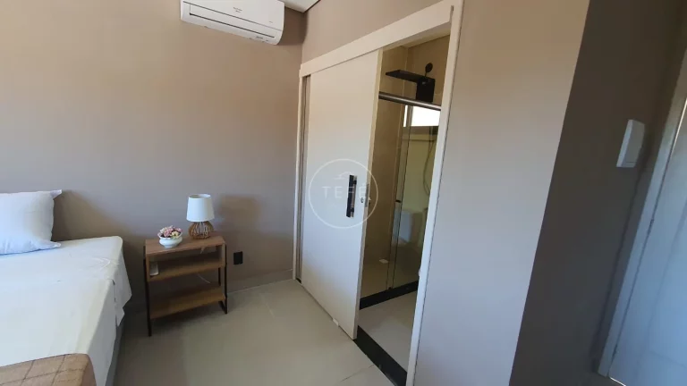 Imagem CASA de 6 SUÍTES em BÚZIOS - Ferradurinha - RJ