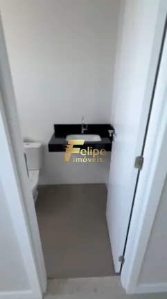 Imagem NÃO PERCA ESSA GRANDE OPORTUNIDADE, VENHA CONHECER ESTE LINDO APARTAMENTO DE 03 QUARTOS SENDO 03 SUÍTES, À VENDA NO CENTRO DE GUARAPARI/ES!