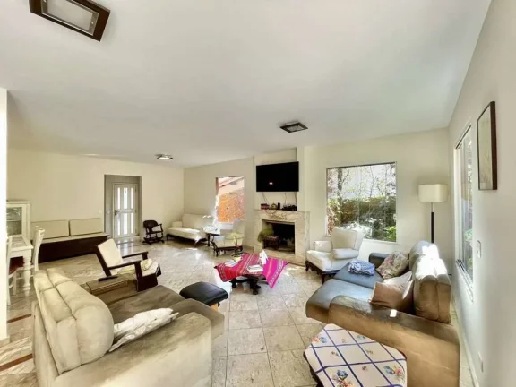 Imagem Cond São Paulo II - Linda c/ 4 suítes, lareira, gourmet e piscina!