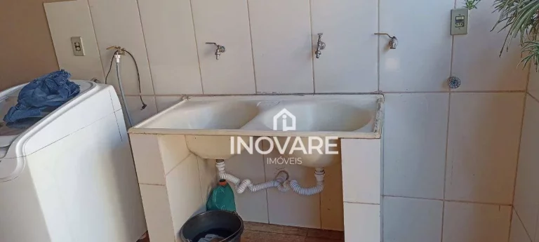 Imagem Casa com 2 dormitórios à venda, 132 m² por R$ 330.000,00 - Setor São João - Itumbiara/GO