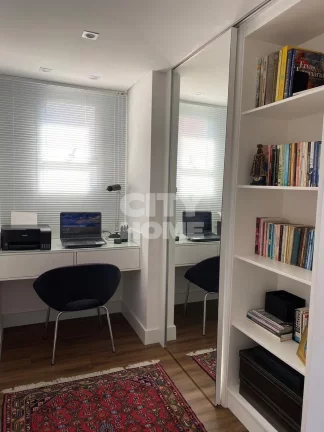 Imagem Apartamento de 116m² no Brooklin, totalmente reformado com living para 3 ambientes, sacada, lavabo,...