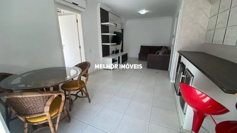Imagem Apartamento á venda com 2 dormitórios localizado no coração de Balneário Camboriú.