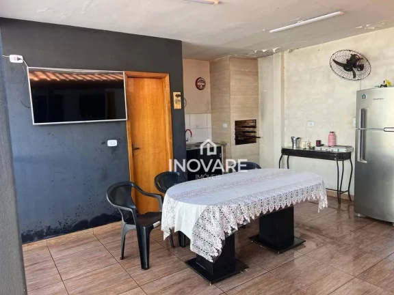 Imagem Casa com 3 dormitórios à venda, 200 m² por R$ 400.000,00 - Santa Maria - Itumbiara/GO