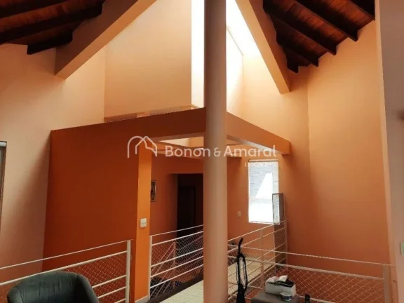 Imagem Imagine viver cercado de verde, em uma casa cheia de conforto, estilo e um pomar dos sonhos!
Esta li...