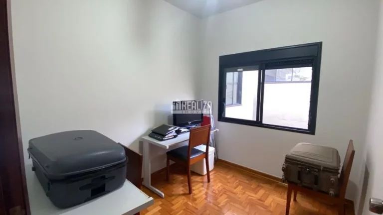 Imagem Imóvel com 6 dormitórios à venda no Bairro Boa Vista, Uberaba