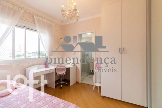 Imagem Apartamento em Perdizes andar alto com 4 quartos ( 3 sui­tes ) e 3 vagas, 158m²