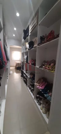 Imagem Imperdível oportunidade: Casa à venda em Franco da Rocha-SP, Centro - 3 quartos, 1 suíte, 2 salas, 3 vagas de garagem!