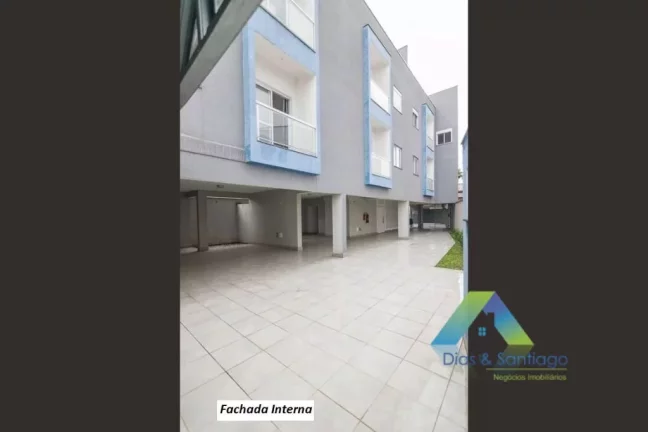 Imagem Santo André Casa 200 metros em condomínio, 3 dormitórios, 2 vagas ótimo valor e localização.