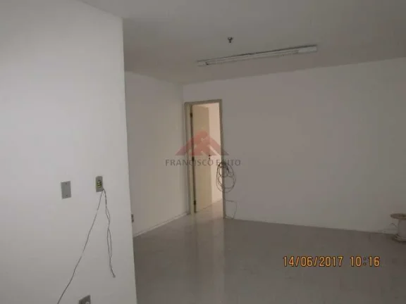 Imagem CARÊNCIA DE 2 MESES DE ALUGUEL . Sala, 40 m² - venda por R$ 160.000 ou aluguel por R$ 682 - Centro - Niterói/RJ