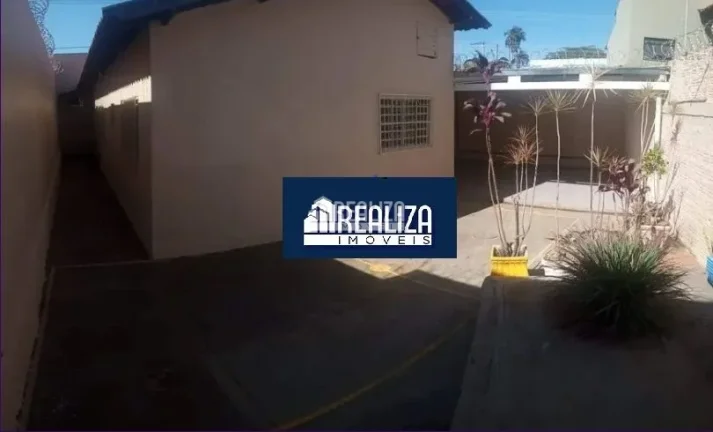 Imagem Casa ampla para locação – 208m² | Boa Vista | Uso residencial e comercial