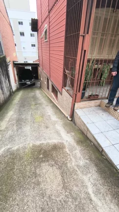 Imagem Terreno à venda em Porto Alegre, Petrópolis, 327m2